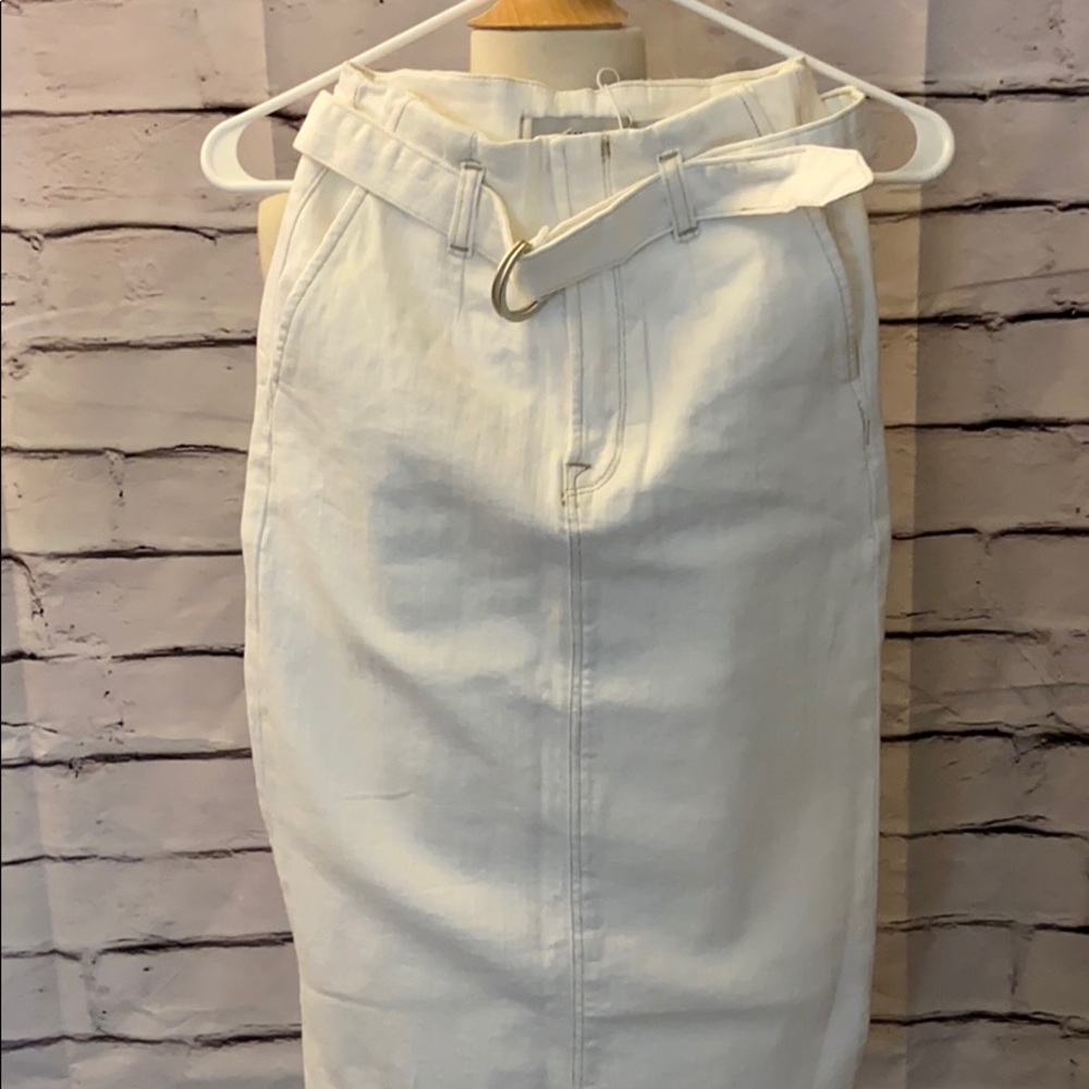 ICHI- IHGESTO- white jean skirt.